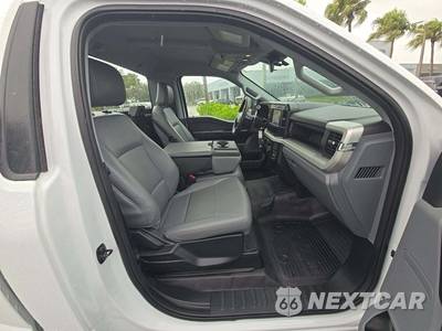 2026 Ford Super Duty F-250 XL Regular Cab Long Bed - zdjęcie 13 z 17 - miniatura