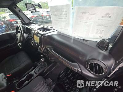 2011 Jeep Wrangler Unlimited Rubicon - zdjęcie 16 z 33 - miniatura