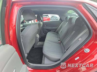 2024 Hyundai Elantra SEL - zdjęcie 10 z 24 - miniatura