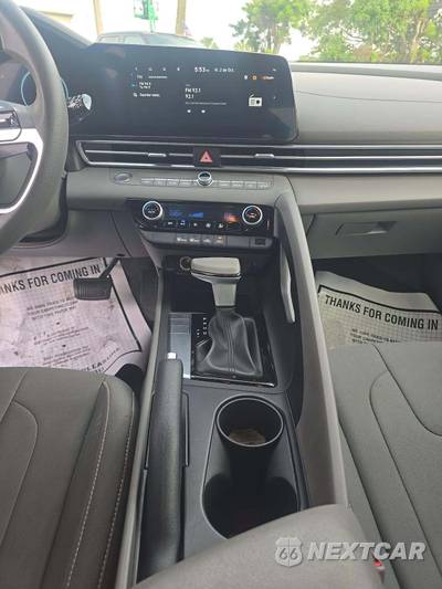 2024 Hyundai Elantra SEL - zdjęcie 7 z 24 - miniatura