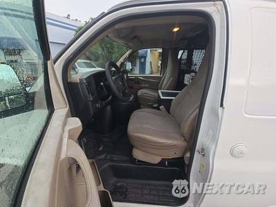 2011 Chevrolet Express 2500 Cargo Van 1WT 135.0" WB - zdjęcie 3 z 21 - miniatura