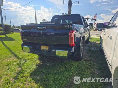 2023 Toyota Tundra 1794 Edition Crew Cab Short Bed - zdjęcie 3 z 22 - miniatura