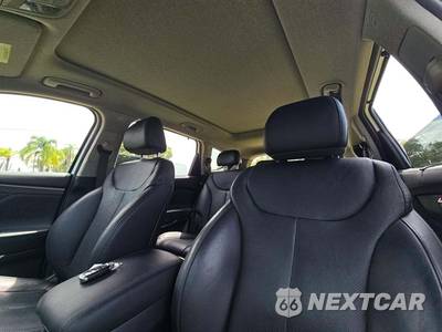 2020 Hyundai Santa Fe SEL w/Convenience + Premium - zdjęcie 11 z 25 - miniatura