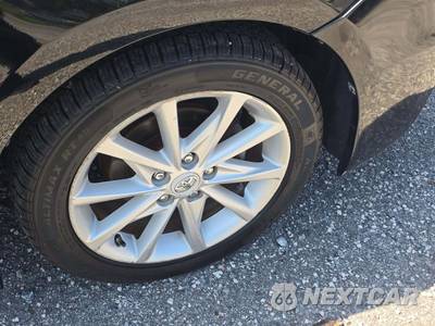 2012 Toyota Prius v Five - zdjęcie 35 z 40 - miniatura