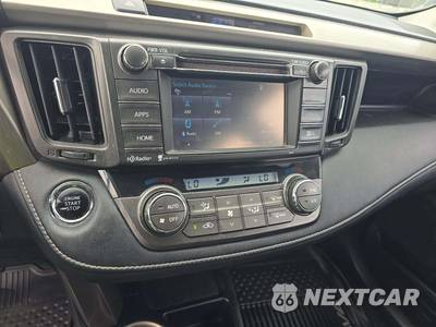 2015 Toyota RAV4 Limited - zdjęcie 10 z 29 - miniatura