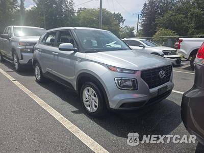 2023 Hyundai Venue SE - zdjęcie 4 z 23 - miniatura