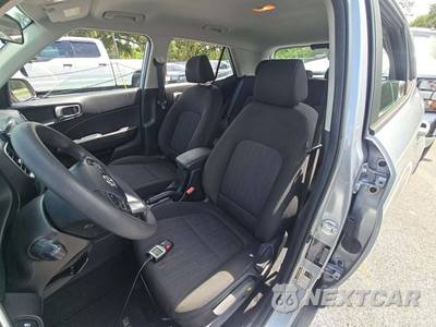 2023 Hyundai Venue SE - zdjęcie 6 z 23 - miniatura