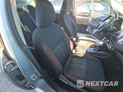 2021 Nissan Versa SR - zdjęcie 18 z 20 - miniatura