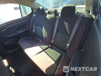 2021 Nissan Versa SR - zdjęcie 13 z 20 - miniatura