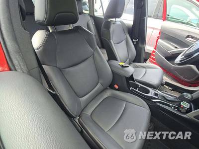 2023 Toyota Corolla Cross XLE - zdjęcie 18 z 21 - miniatura