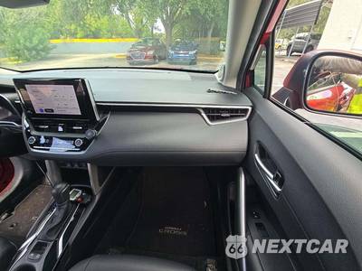 2023 Toyota Corolla Cross XLE - zdjęcie 19 z 21 - miniatura