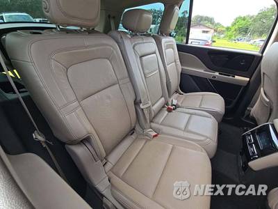 2020 Lincoln Aviator Reserve - zdjęcie 14 z 22 - miniatura