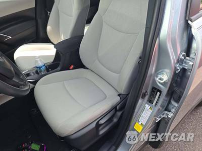 2024 Toyota Corolla Cross L - zdjęcie 21 z 22 - miniatura