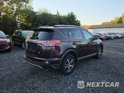 2017 Toyota RAV4 XLE - zdjęcie 3 z 39 - miniatura