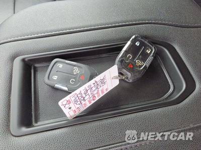 2022 Chevrolet Silverado 1500 LTD RST Crew Cab Short Bed 1SP - zdjęcie 8 z 24 - miniatura