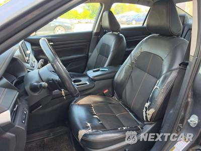 2020 Nissan Altima SR - zdjęcie 6 z 42 - miniatura