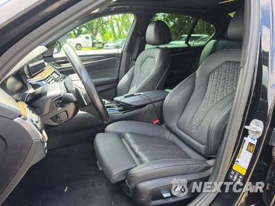 2022 BMW 5 Series Sedan 530i xDrive - zdjęcie 6 z 33 - miniatura