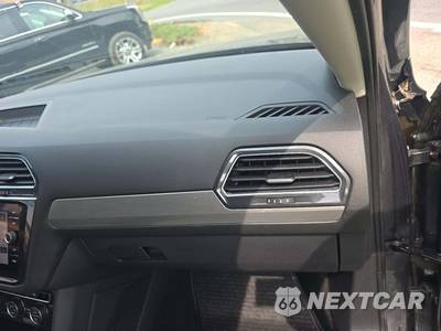 2018 Volkswagen Tiguan SEL - zdjęcie 20 z 26 - miniatura
