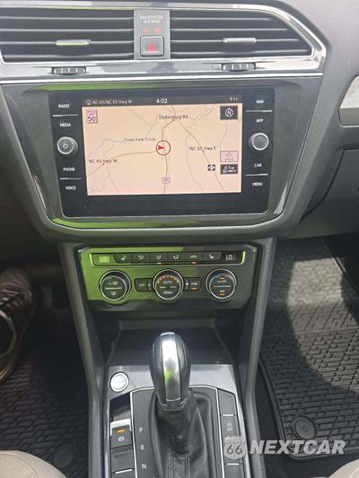 2018 Volkswagen Tiguan SEL - zdjęcie 10 z 26 - miniatura