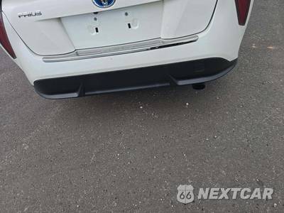 2016 Toyota Prius Four Touring - zdjęcie 23 z 24 - miniatura