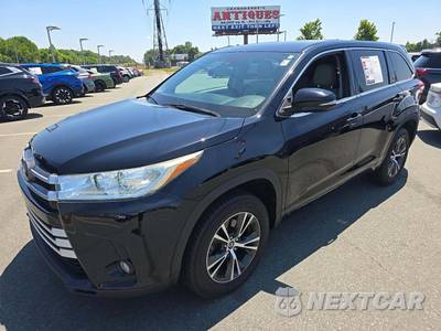 2017 Toyota Highlander LE Plus - zdjęcie 1 z 25 - miniatura