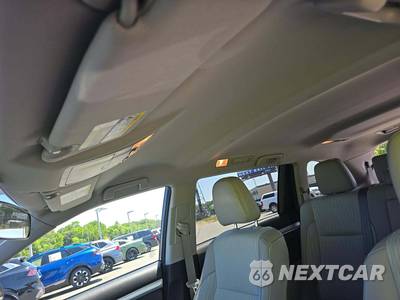 2017 Toyota Highlander LE Plus - zdjęcie 11 z 25 - miniatura