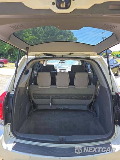 2009 Nissan Quest S 124.0" WB - zdjęcie 15 z 33 - miniatura