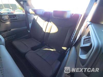 2023 Land Rover Range Rover SE LWB 7-Passenger - zdjęcie 14 z 27 - miniatura