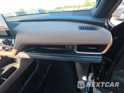 2024 Toyota Grand Highlander Hybrid Platinum - zdjęcie 17 z 20 - miniatura
