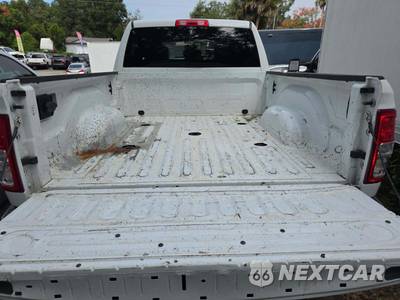2023 Ram 2500 Tradesman Crew Cab Medium Bed - zdjęcie 14 z 29 - miniatura