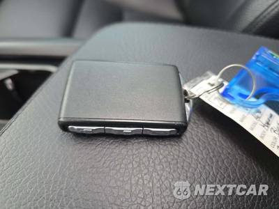 2021 Volvo XC90 T6 Momentum 7-Passenger - zdjęcie 8 z 21 - miniatura