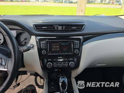 2022 Nissan Rogue Sport SL - zdjęcie 10 z 20 - miniatura
