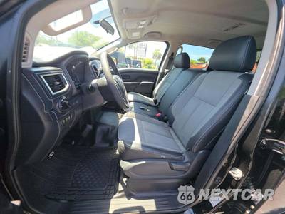 2018 Nissan TITAN S Crew Cab Short Bed - zdjęcie 6 z 28 - miniatura