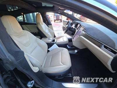 2016 Tesla Model S 85D - zdjęcie 19 z 25 - miniatura