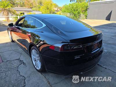 2016 Tesla Model S 85D - zdjęcie 2 z 25 - miniatura