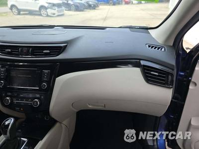 2021 Nissan Rogue Sport SL - zdjęcie 19 z 27 - miniatura