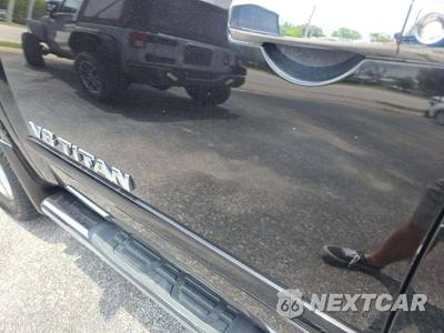 2010 Nissan TITAN SE Crew Cab Short Bed - zdjęcie 25 z 31 - miniatura