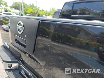 2010 Nissan TITAN SE Crew Cab Short Bed - zdjęcie 28 z 31 - miniatura