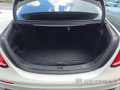 2017 Mercedes-Benz E 300 Sport 4MATIC Sedan - zdjęcie 14 z 21 - miniatura