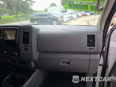 2020 Nissan NV2500 HD Cargo SV High Roof 146.1" WB - zdjęcie 18 z 24 - miniatura