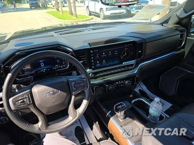 2025 Chevrolet Silverado 1500 High Country Crew Cab Short Bed 3LZ - zdjęcie 10 z 21 - miniatura