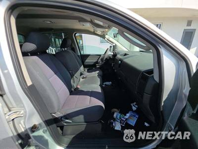 2010 Nissan TITAN SE Crew Cab Short Bed - zdjęcie 18 z 27 - miniatura