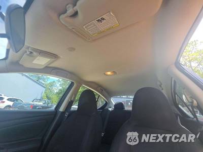 2015 Nissan Versa S - zdjęcie 11 z 28 - miniatura