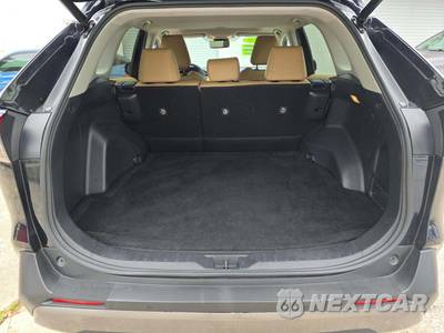 2019 Toyota RAV4 Limited - zdjęcie 14 z 29 - miniatura