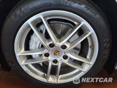 2016 Porsche Panamera 4 Edition - zdjęcie 21 z 23 - miniatura