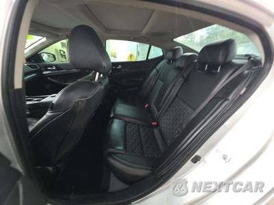 2019 Nissan Maxima Platinum - zdjęcie 13 z 26 - miniatura
