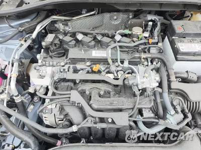 2026 Toyota Corolla Cross LE - zdjęcie 21 z 22 - miniatura