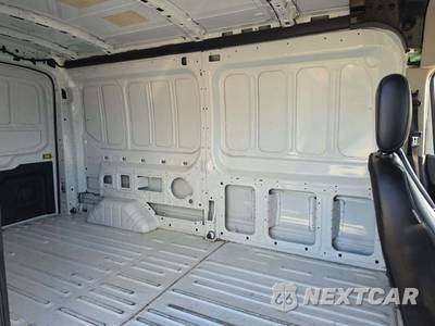 2025 Ford Transit 250 Cargo Van Medium Roof 148.0" WB - zdjęcie 16 z 23 - miniatura