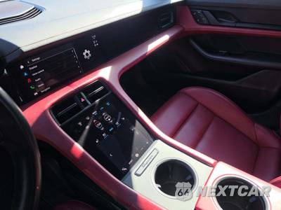 2023 Porsche Taycan - zdjęcie 10 z 23 - miniatura
