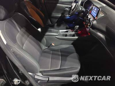 2025 Nissan Sentra SV - zdjęcie 18 z 24 - miniatura
